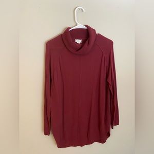 Lightweight sweater